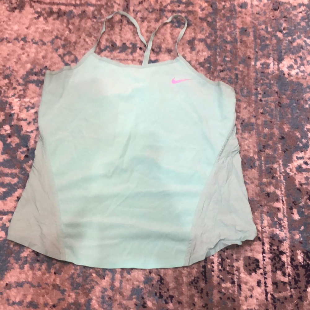 Nike tennis top